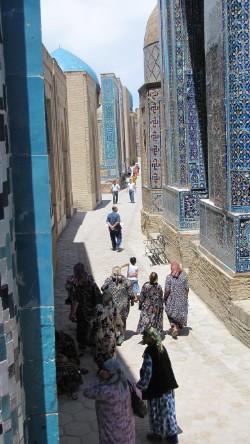 6 de Mausolea op een kerkhof in Samarkand